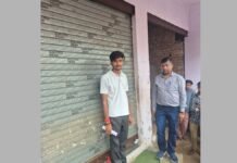 मथुरा: गलत इंजेक्शन मामले के बाद स्वास्थ्य विभाग का एक्शन, परखम का निजी अस्पताल और बंगाली क्लीनिक सील
