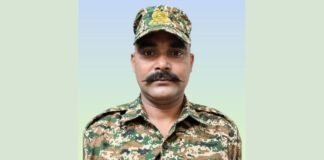 UP: घर लौटते सीआरपीएफ जवान की संदिग्ध परिस्थितियों में मौत, राजकीय सम्मान के साथ अंतिम संस्कार