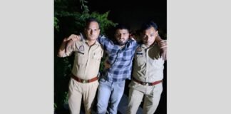 इटावा: 9 मुकदमों वाले आरोपी ने साथी संग की थी मोबाइल छिनैती, पुलिस ने दबोचा