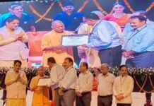 UP: पूर्वांचल विश्वविद्यालय को बड़ी उपलब्धि, इंक्यूबेशन सेंटर को मिली सरकारी मान्यता