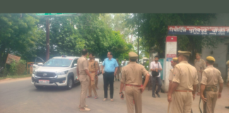 UP: कांवड़ यात्रा की तैयारियों का डीएम-एसएसपी ने लिया जायजा, अधिकारियों को दिए सख्त निर्देश