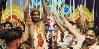 सहारनपुर में रामलला ग्रुप के कांवड़ियों का भव्य स्वागत, नोटों की माला पहनाकर किया सम्मान