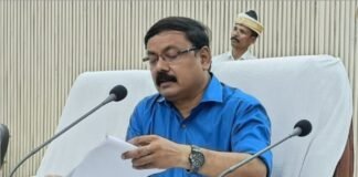 बरेली में सावन के हर सोमवार को स्कूल-कॉलेजों में रहेगा अवकाश, कांवड़ यात्रा के मद्देनजर डीएम का आदेश जारी
