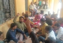 UP: लेखपालों ने खोला मोर्चा! अमेठी तहसील में प्रदर्शन, समाधान दिवस का बहिष्कार
