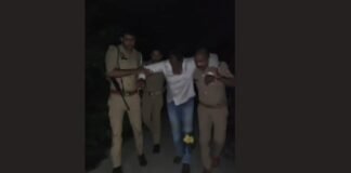 UP: वाहन चेकिंग के दौरान पुलिस पर फायरिंग, जवाबी कार्रवाई में हिस्ट्रीशीटर के पैर में लगी गोली,साथी भी दबोचा गया
