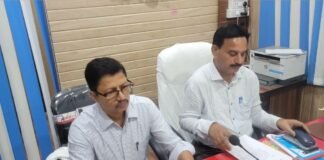 UP: पांच डंपरों के पंजीयन विवाद में एआरटीओ का लिपिक दोषी, पटल बदला; लखनऊ भेजी गई जांच रिपोर्ट