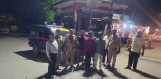 UP: दो पिकअप में लदी 100 बोरी यूरिया पकड़ी, कृषि विभाग की कार्रवाई से मचा हड़कंप
