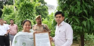 UP: मुरादाबाद की नई मंडलायुक्त का संदेश: टीमवर्क और बेहतर समन्वय से होगा प्रशासनिक कामकाज में सुधार
