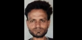 Banda: बांदा में 38 वर्षीय युवक की मौत से मचा कोहराम, घर के पीछे नीम के पेड़ पर मिला शव