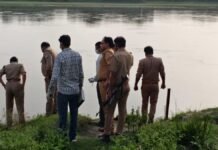 Etawah: जसवंतनगर में यमुना नदी में मिला अज्ञात महिला का शव, इलाके में मची सनसनी