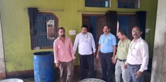Jaunpur: रक्षाबंधन से पहले खाद्य विभाग का छापा, मिठाई, पनीर समेत सात नमूने लिए