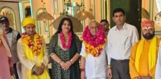 UP: मथुरा विवाद में हिंदू पक्ष का बड़ा प्रस्ताव, मस्जिद के लिए मेवात में 20 एकड़ जमीन देने को तैयार
