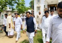 Mathura: देश को बेचने की तैयारी में सरकार, यूपी में एनकाउंटर फर्जी- प्रो. रामगोपाल