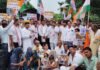मथुरा: महंगाई, खाद संकट और स्मार्ट मीटर के विरोध में कांग्रेस का प्रदर्शन, महावन तहसील का किया घेराव