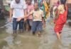 UP: एक माह से जलजमाव से बेहाल अलीनगर की दलित बस्ती, छात्र नेता ने दी आंदोलन की चेतावनी