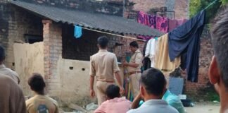 UP: अमेठी में घर के कमरे में फंदे से लटका मिला 28 वर्षीय युवती का शव, मचा हड़कंप