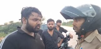 Amethi में व्यापारियों की स्कॉर्पियो पर फायरिंग मामले में बड़ा अपडेट, दो नामजद आरोपियों ने कोर्ट में किया सरेंडर
