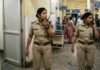 Bareilly: अस्पताल से पुलिस को गच्चा देकर फरार हुई पॉक्सो एक्ट की महिला बंदी, लापरवाही में दो महिला सिपाही निलंबित