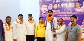 UP: बसपा को झटका, आजाद समाज पार्टी में शामिल हुए हाजी मो. नजारुल उर्फ मुखिया
