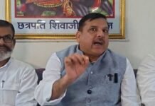 वाराणसी: शिक्षक भर्ती में आरक्षण के मामले पर आप सांसद संजय सिंह ने सरकार को घेरा, बोले- प्रदेश सरकार की दादागिरी चल रही
