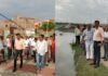 बलिया: बाढ़ का तांडव, 50 घरों में घुसा गंगा का पानी, ग्राउंड पर उतरे डीएम मंगला प्रसाद, लापरवाह लेखपाल पर एक्शन