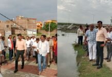 बलिया: बाढ़ का तांडव, 50 घरों में घुसा गंगा का पानी, ग्राउंड पर उतरे डीएम मंगला प्रसाद, लापरवाह लेखपाल पर एक्शन