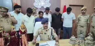 UP: मंदिरों को निशाना बनाने वाले गिरोह का खुलासा! 5 गिरफ्तार