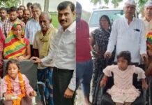 बलिया: एक पैर से स्कूल का सफर तय कर रही थी 7 साल की रागिनी, DM ने गांव पहुंचकर दिया मदद का भरोसा
