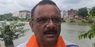 UP: गंगा के बढ़ते जलस्तर के बीच PM मोदी ने लिया वाराणसी का हाल, राहत-बचाव में तेजी के निर्देश