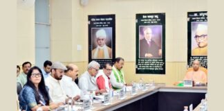 UP: नजूल संपत्ति समिति की पहली बैठक में गूंजी मांट-मथुरा की आवाज