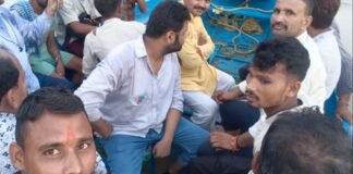 UP: कोसी नदी का जलस्तर बढ़ने से कई गांव प्रभावित, ग्रामीणों ने स्थायी इंतजाम और फसल मुआवजे की मांग उठाई