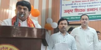 Muzaffarnagar: जिन शिक्षकों ने बदली बच्चों की राह, शिक्षक दिवस पर ऐसे हुआ सम्मान