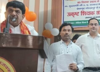 Muzaffarnagar: जिन शिक्षकों ने बदली बच्चों की राह, शिक्षक दिवस पर ऐसे हुआ सम्मान