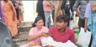 सिद्धार्थनगर में बच्ची की मौत पर बवाल, डॉक्टर पर इलाज में लापरवाही का आरोप