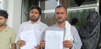 UP: दबंगों के डर से गांव छोड़ने को मजबूर पीड़ित परिवार, 9 दिन से घर में नहीं घुसने देने का आरोप