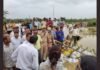 UP: रामगंगा के तेज कटान से मंदिर को पहुंची क्षति, डीएम ने मौके पर पहुंचकर लिया जायजा