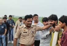 UP: 11 दिन से लापता अतुल का जंगल में मिला शव, परिजनों ने जताई हत्या की आशंका, दोस्तों पर लगाए आरोप