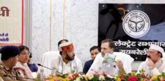 रायबरेली की सड़कों की बदहाली, राहुल गांधी ने तस्वीरें दिखा कर किया सवाल, अफसरों के चेहरे का उड़ा रंग