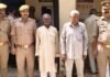 बलिया: फर्जी दस्तावेज तैयार कर जमीन रजिस्ट्री करने वाले गिरोह का पर्दाफाश, पुलिस ने दो शातिर जालसाजों को दबोचा