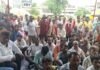 चंदौली में वेंडिंग जोन और स्थायी मंडी की मांग, फल-सब्जी कारोबारियों ने दी आंदोलन की चेतावनी