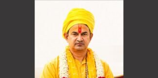 UP: नवरात्रि में मांस बिक्री पर पूर्ण प्रतिबंध की मांग, फलाहारी महाराज ने मुख्यमंत्री योगी आदित्यनाथ को लिखा पत्र