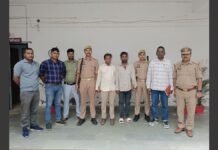 चंदौली में साइबर ठगी के गिरोह का पर्दाफाश, पूर्व बैंक कर्मचारी समेत दो गिरफ्तार, 300 से ज्यादा खाते जांच के घेरे में