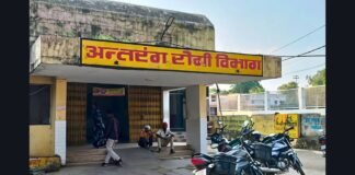 सोनभद्र में दर्दनाक हादसा, घर के बाहर खेल रहा 7 वर्षीय मासूम ट्रक की चपेट में आया, मौके पर मौत परिवार में शोक की लहर