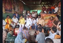 UP: 20 साल से मंडी और वेंडिंग जोन की मांग, 18 से अनिश्चितकालीन हड़ताल की चेतावनी