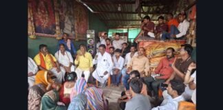 UP: 20 साल से मंडी और वेंडिंग जोन की मांग, 18 से अनिश्चितकालीन हड़ताल की चेतावनी