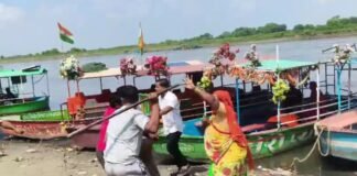 मथुरा: वृंदावन यमुना घाट पर नाविकों पर धारदार हथियारों से हमला, 10 से ज्यादा घायल