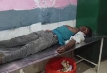 जौनपुर में कीचड़ के छींटे पर बवाल, युवक की बेरहमी से पिटाई का आरोप, पुलिस जांच में जुटी