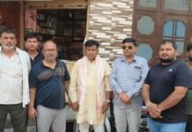UP: भगवान परशुराम की प्रतिमा खंडित होने से ब्राह्मण समाज में आक्रोश, मौके पर पहुंची पुलिस