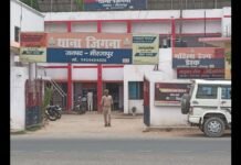 UP: जिगना में खूनी तांडव, रास्ते में वृद्ध महिला पर बरसाए लाठी-डंडे, मौत, परिवार के तीन लोग गंभीर घायल