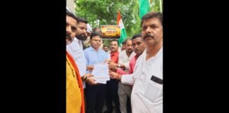 UP: यूजीसी व्यवस्था में बदलाव के विरोध में प्रदर्शन, आरक्षण प्रावधानों में संशोधन की मांग